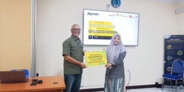 Sebagai Komitmen PGP Serahkan Bantuan, Dukung Merdeka Belajar-Kampus Merdeka Mahasiswa KKN UNG