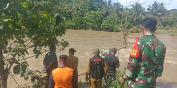 Danramil 1313-02/Marisa Bersama Pemda Pohuwato, Bergerak Cepat Kunjungi Korban Banjir