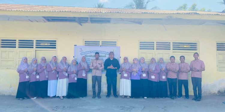 Peringati Hari Santri 2025, MIS Alkhairaat Paguat Bahas Kesejahteraan Guru dan Peningkatan Mutu Pendidikan