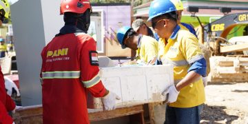 Tambang Emas Pani Tunjukkan Kepeduliannya, Tim ERT Langsung Dikirim Bantu Korban Banjir Hulawa